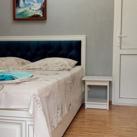 Samira Hotel Gagra Exterior photo